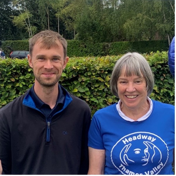 Hennerton Golf Club raises funds for Headway Thames Valley